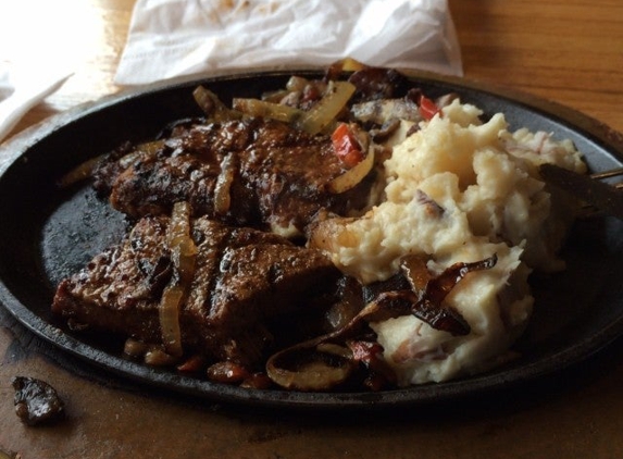 Applebee's - Farmingdale, NY