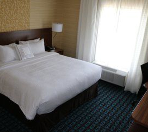 Fairfield Inn & Suites - Bowling Green, OH