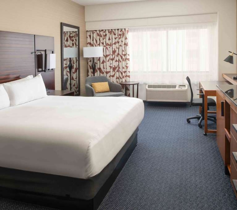 DoubleTree by Hilton Hotel San Francisco Airport - Burlingame, CA