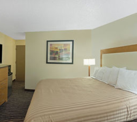 Days Inn by Wyndham Yakima - Yakima, WA