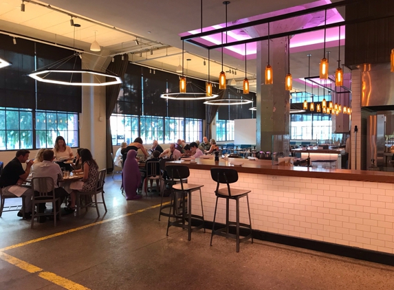 Mary Eddy's Dining Room - Oklahoma City, OK