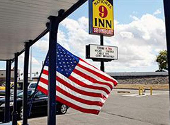 National 9 Inn Casper Showboat Motel - Casper, WY