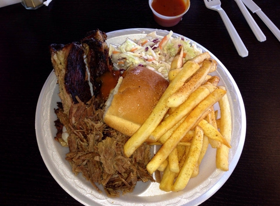 Jazzy's BBQ - Tampa, FL