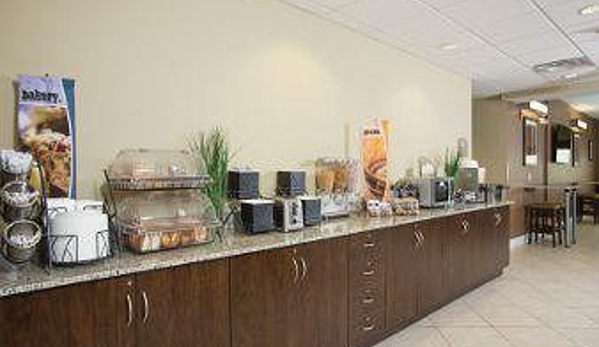 Microtel Inn & Suites by Wyndham Shelbyville - Shelbyville, TN