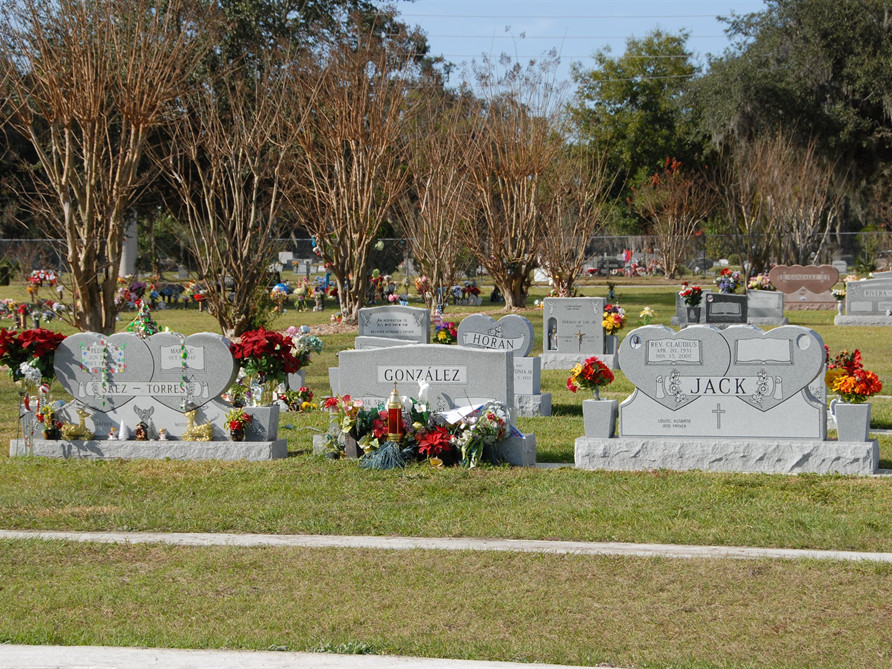 Osceola Memory Gardens Cemetery Funeral Homes Crematory 1717 Old