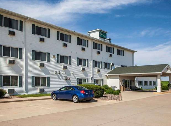 Quality Inn & Suites Eldridge Davenport North - Eldridge, IA