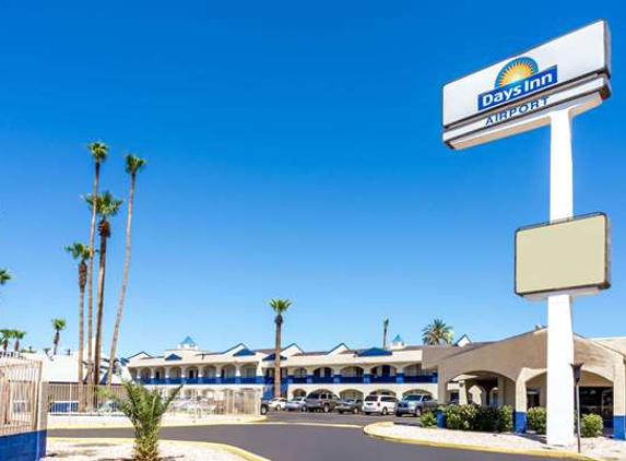 Days Inn by Wyndham Airport - Phoenix - Phoenix, AZ