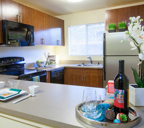 The Elliot at Mukilteo Apartments - Mukilteo, WA