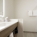 Holiday Inn Express & Suites Alexandria by IHG - Hotels
