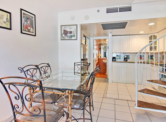 Blu Vacation Rentals - Miami Beach, FL