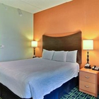 Fairfield Inn & Suites