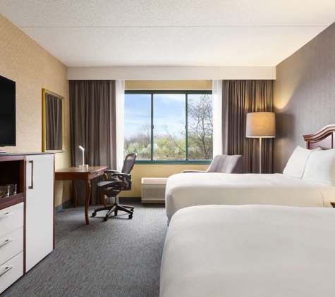 DoubleTree by Hilton Detroit Novi - Novi, MI