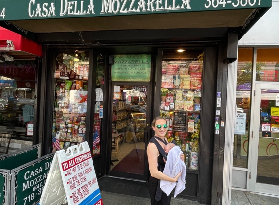 Casa Della Mozzarella - Bronx, NY