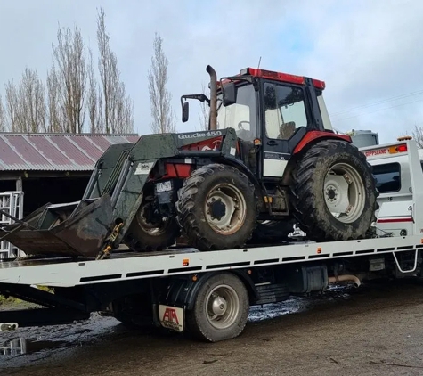 Mallacoota Towing - Mallacoota, VIC