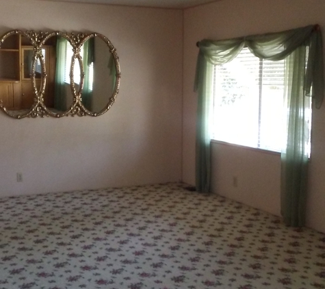 Royal Oaks - Visalia, CA. Open living room
Sp #10