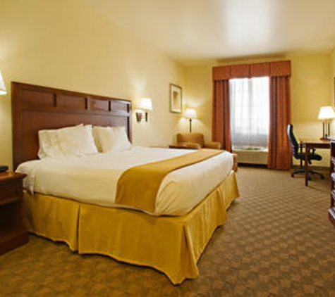 Holiday Inn Express & Suites Levelland - Levelland, TX