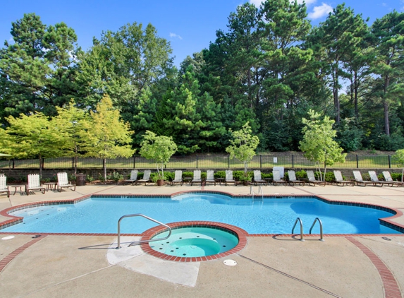 Reserve At Woodchase Apartment Homes - Clinton, MS