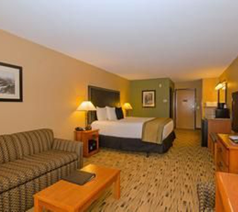 Best Western Plus Columbia River Inn - Cascade Locks, OR