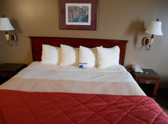 GuestHouse Inn Fort Smith - Fort Smith, AR