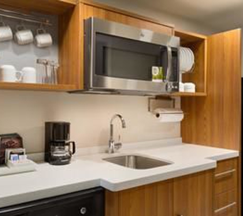 Home2 Suites by Hilton Phoenix Glendale-Westgate - Glendale, AZ