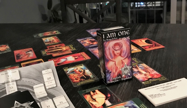 I Am One Tarot - Los Angeles, CA. Tarot readings by Maya Britan