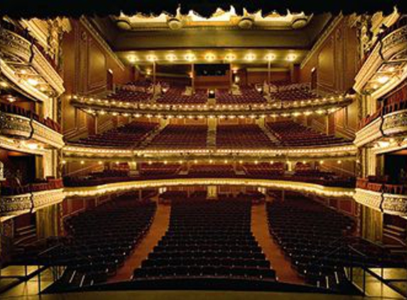 Hampton Inn Majestic Chicago Theatre District - Chicago, IL