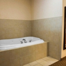 Comfort Suites Southport - Motels