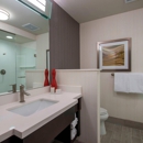 Courtyard by Marriott - Hotels