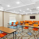 Holiday Inn Express & Suites Mobile - University Area by IHG - Hotels