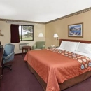 Super 8 by Wyndham Greenville - Hotels