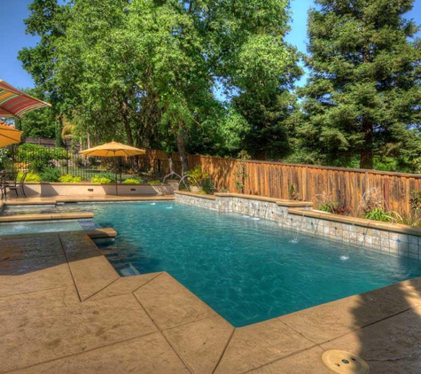 Premier Pools & Spas | Cincinnati