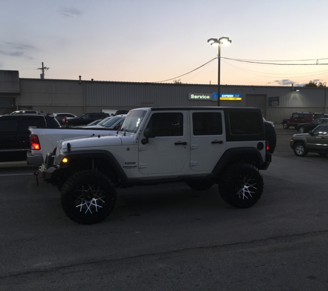 Cartronics - Madison, TN. My jeep sounds awesome!!