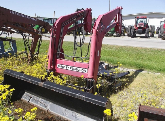 Anderson Tractor Supply - Bluffton, OH