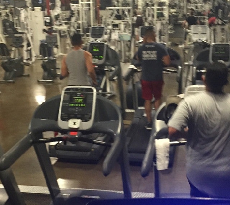 24 Hour Fitness - Whittier, CA