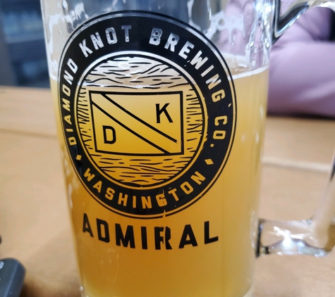 Diamond Knot Brewpub @ MLT - Mountlake Terrace, WA