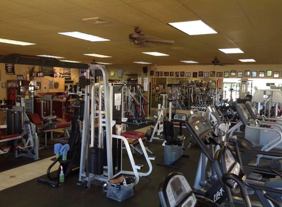 Champion Fitness Club - Dania, FL