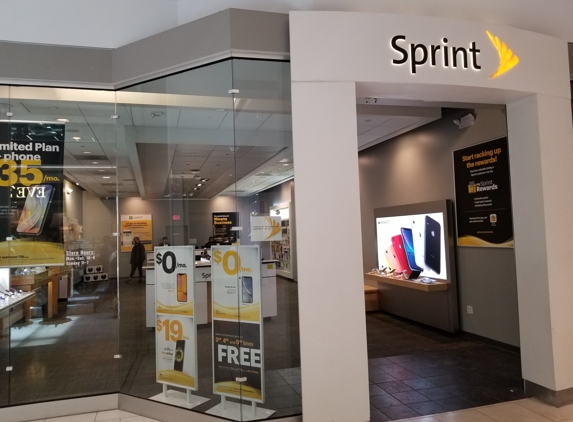 Sprint Store - Arcadia, CA