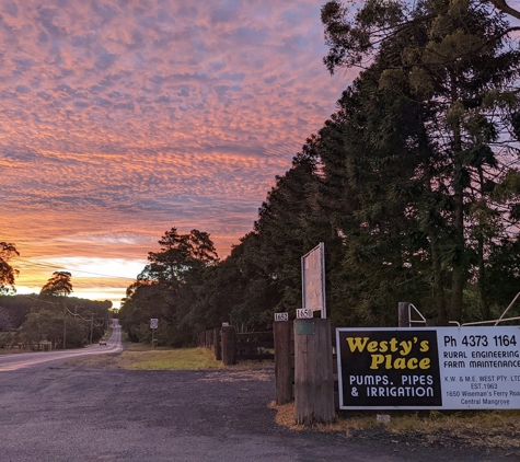 Westys Place - Central Mangrove, NSW