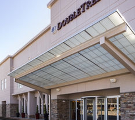 DoubleTree by Hilton Hotel Raleigh - Brownstone - University - Raleigh, NC