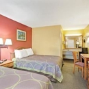 Super 8 by Wyndham La Marque TX/Texas City Area - Hotels