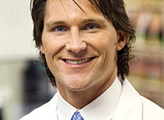 Dr. Derrick J Fluhme, MD - Pittsburgh, PA