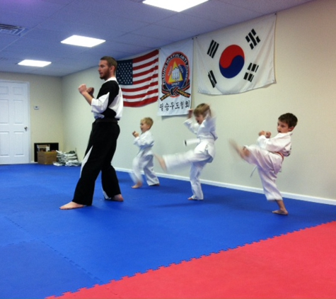 Gary Quillen's Moo Sa Black Belt Academy - Aston, PA