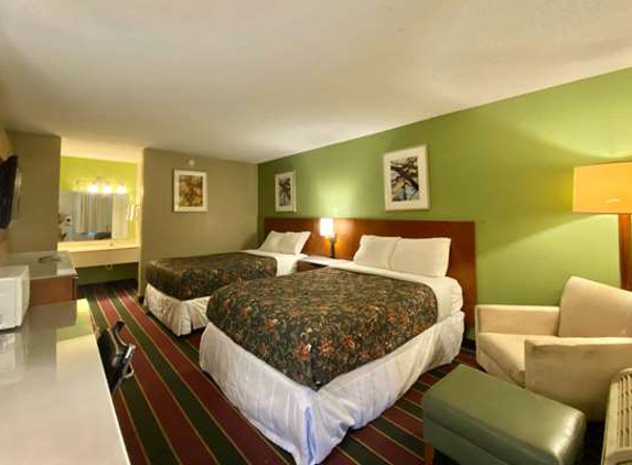 Travelodge by Wyndham Forrest City - Forrest City, AR