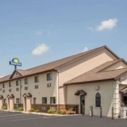 Days Inn By Wyndham Le Roy/Bloomington Southeast