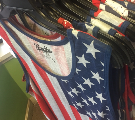 the avenue menz fashion - Dorchester Center, MA. Patriotic American stars & stripes tanks