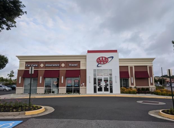 AAA Seven Corners Car Care Insurance Travel Center - Falls Church, VA