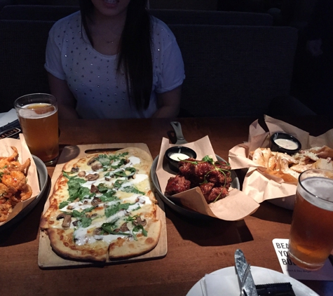 Brick House Tavern + TAP - Houston, TX