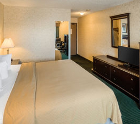 Quality Inn near Northtown Mall & National Sports Center - Minneapolis, MN