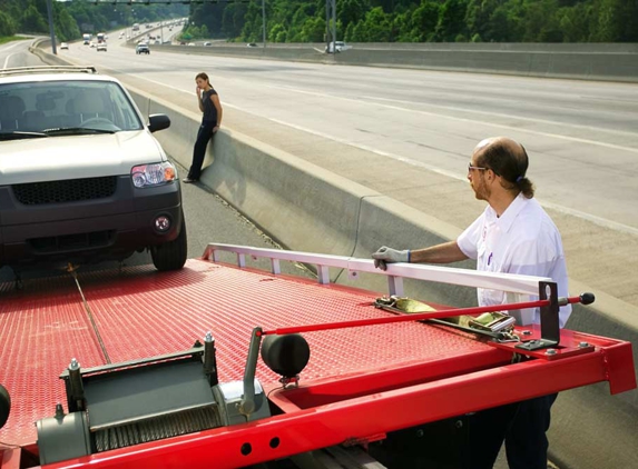 T & B Towing - Belmont, NSW. For All Your Towing Needs