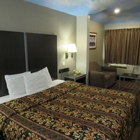 Camelot Inn & Suites